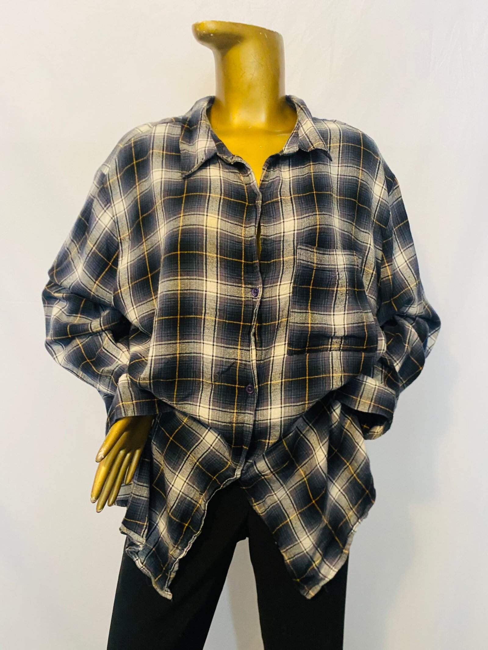 IMG_5294 Checked Shirt {Size | 22} - Image 1