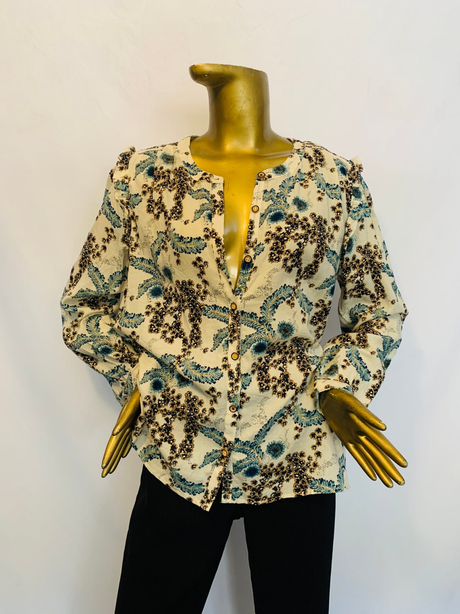 IMG_6748 Floral Top { Size | 12 } - Image 1